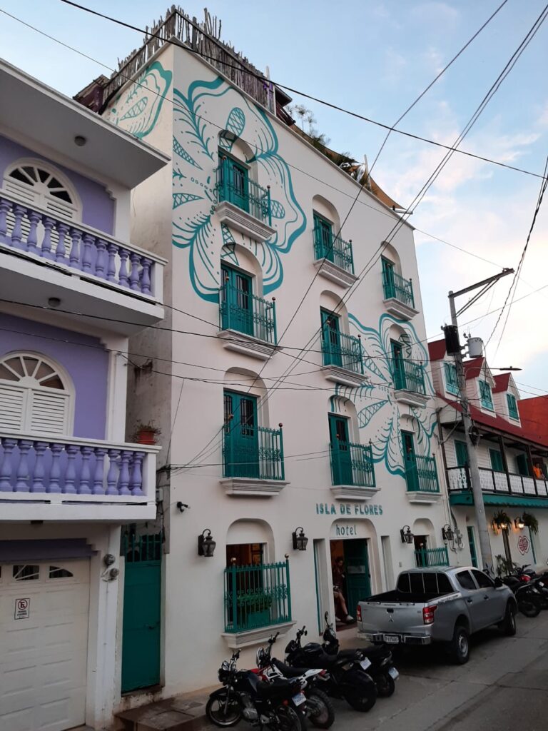 hotel isla de flores guatemala