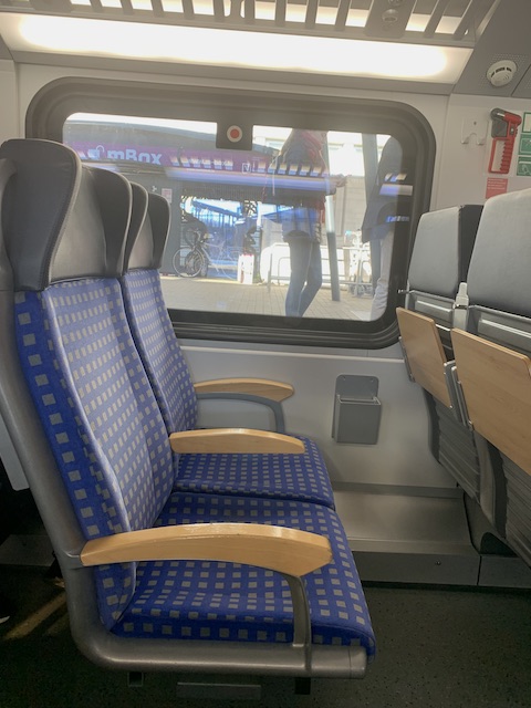 imagen tren de  Luxemburgo a Ettelbruck. Cómo llegar y que ver en el castillo de Vianden.