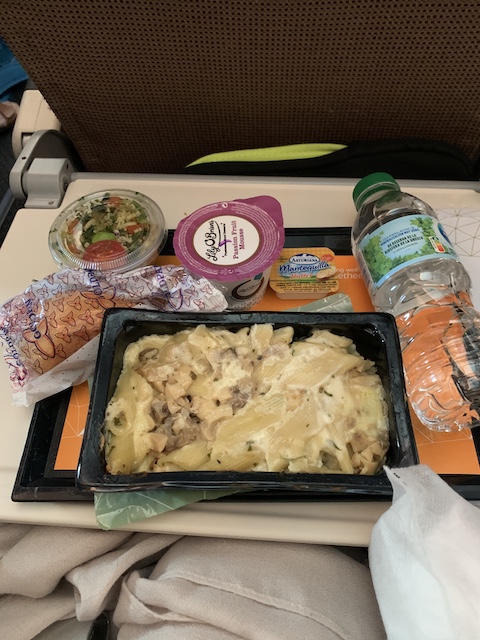 comida standard Etihad. Vuelo Madrid/ Abu Dhabi.