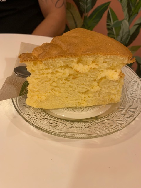 Aroma and bread.