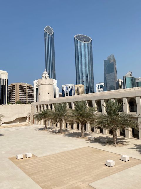 Qars Al Hosn. 25 cosas imprescindibles que hacer en Abu Dhabi.