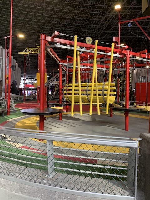 Junior training camp. Que hacer en Ferrari World Abu Dhabi.