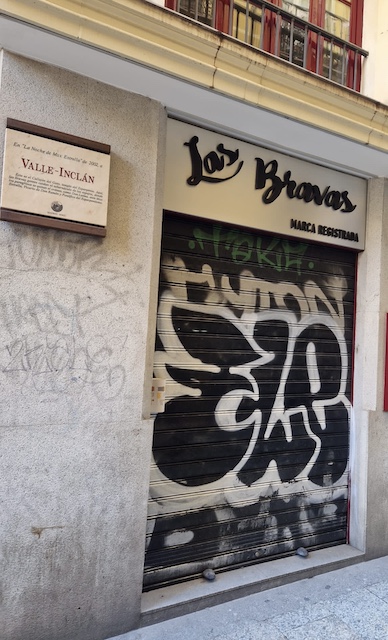 Las Bravas. Dónde comer en el Barrio de las Letras.