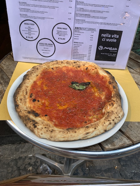 Pizza Marinara. Dónde comer las mejores pizzas de Nápoles.