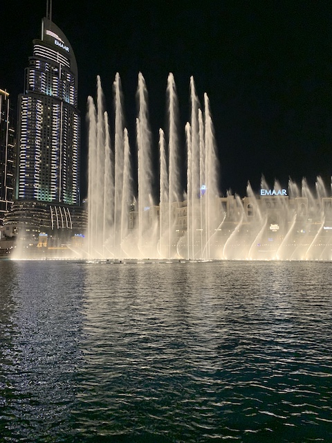 Fuentes Dubai.