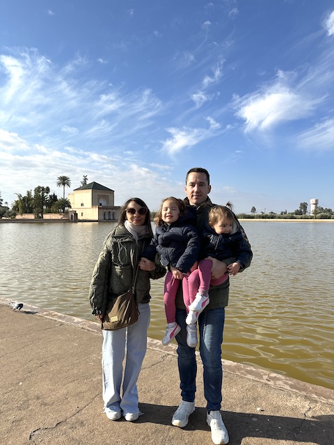 Jardines de la Menara. Viajar a Marrakech con niños.