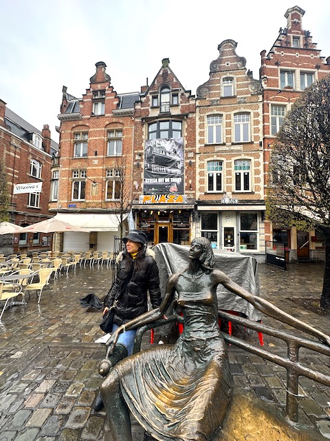 Oude Markt. Qué ver en Lovaina en 1 día.