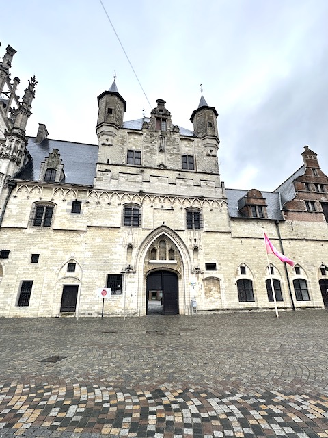 Palacio del Concejo, Ayuntamiento de Malinas.