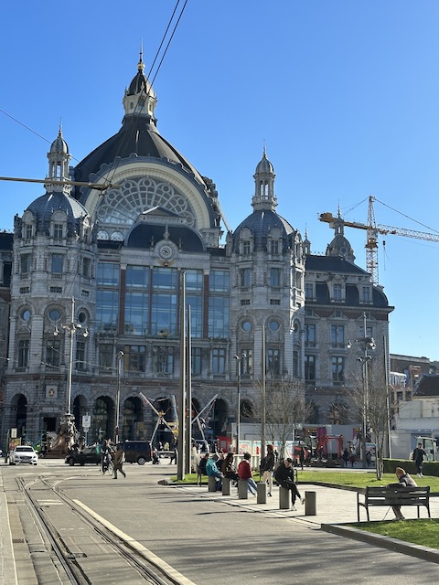 Estación Central Amberes.