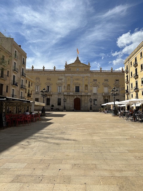 Plaza de la Font Tarragona.