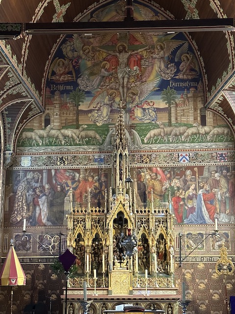 Basilica de la Santa Sangre Brujas.