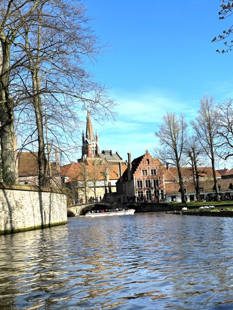 Paseo en barco Brujas.