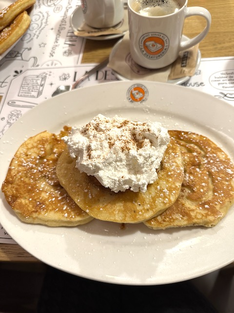 Pancakes la desayunaría brunch madrid