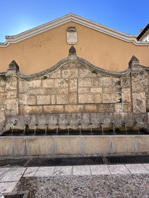 Fuente de los 12 caños Brihuega.