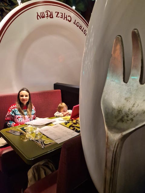 bistrot Chez Rémy. ¿Cómo funcionan los planes de comida de Disneyland Paris?