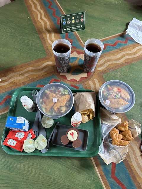 restaurante hakuna matata Disneyland Paris.
