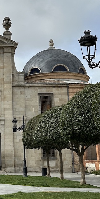 cúpula panteón de los Alba Loeches.