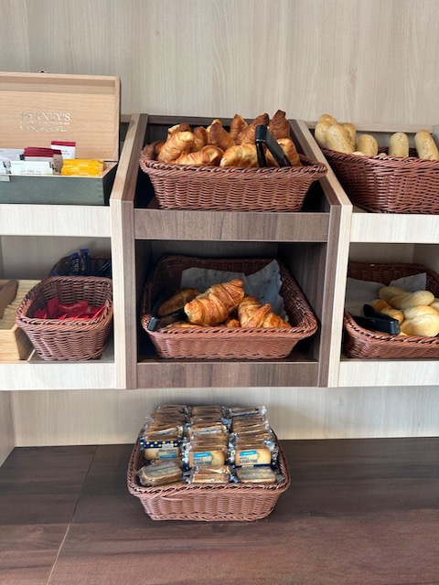 desayuno hotel ace Disneyland Paris