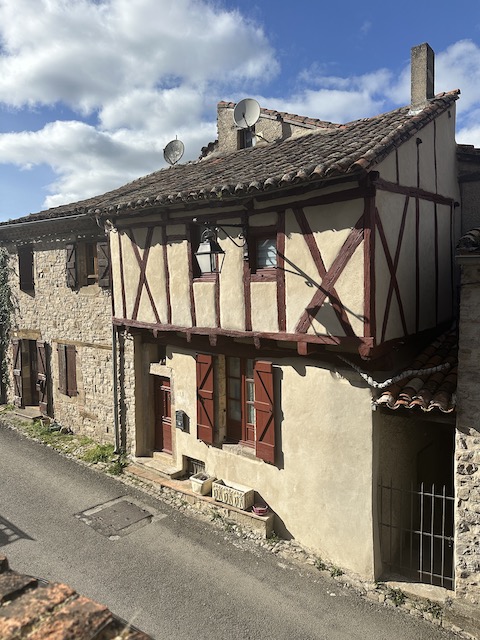 Calles Cordes sur Ciel Francia