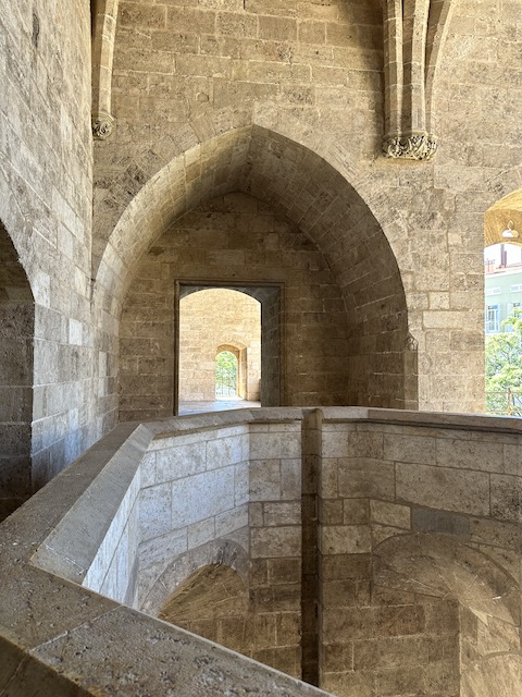 Torre Serranos Valencia