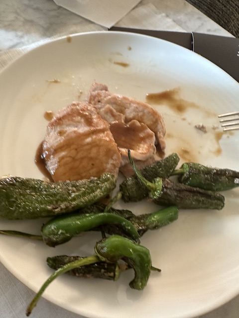 pimientos de Padrón. Comida típica de Galicia.