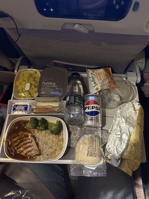 Menú Emirates
