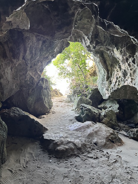 cueva de arena los haitises

