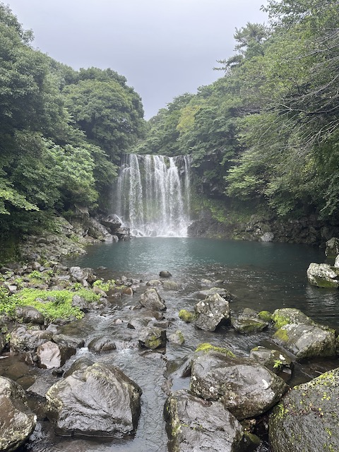 Cheonjeyeon Waterfalls isla de jeju