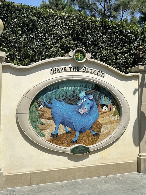 Disneyland shangai
