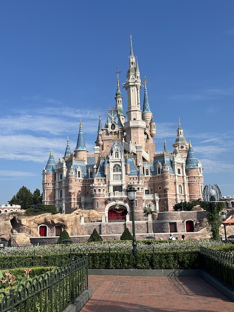disneyland shangai