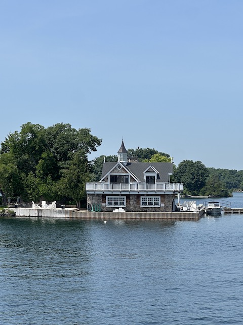 mil islas, Canadá