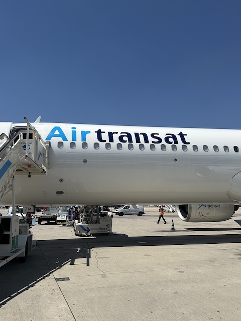 air transat Canadá.
