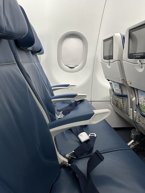 como es viajar con Air Transat