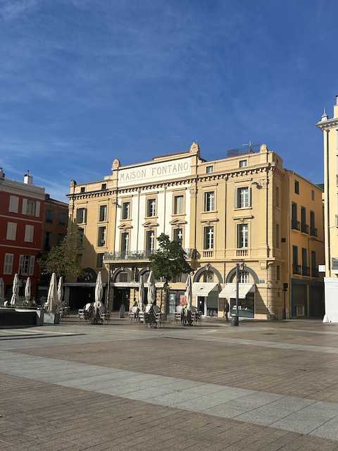 plaza de la republica perpiñán