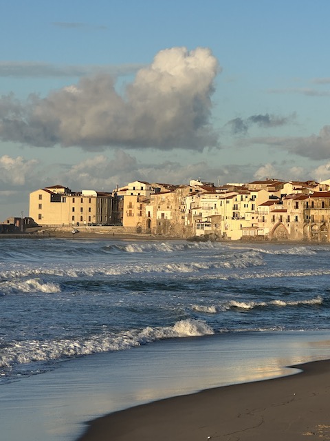 Cefalú sicilia