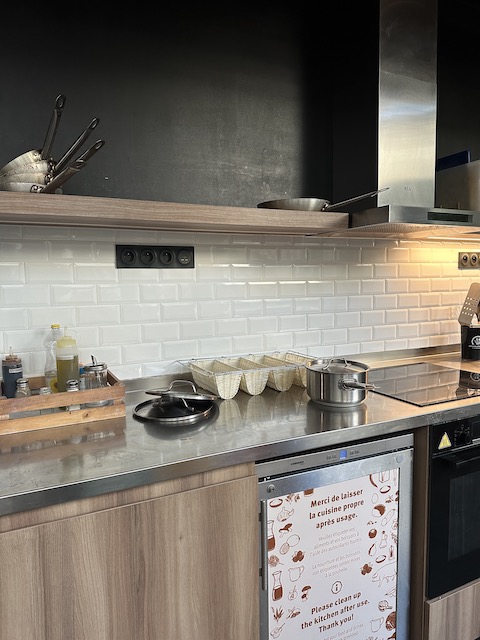 meininger burdeos cocina