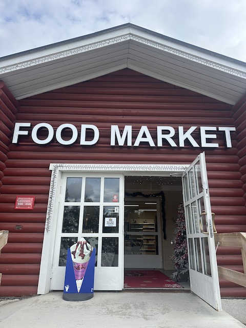 food market santa claus holiday village