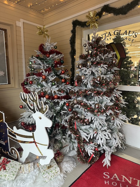 santa claus holiday village rovanievi